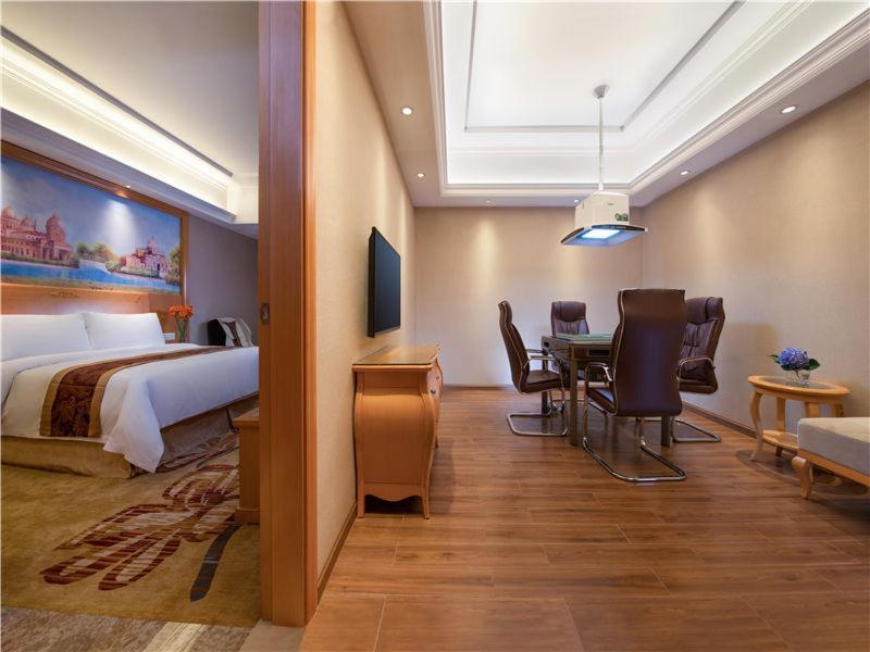 Vienna Hotel Dongguan Shi エクステリア 写真